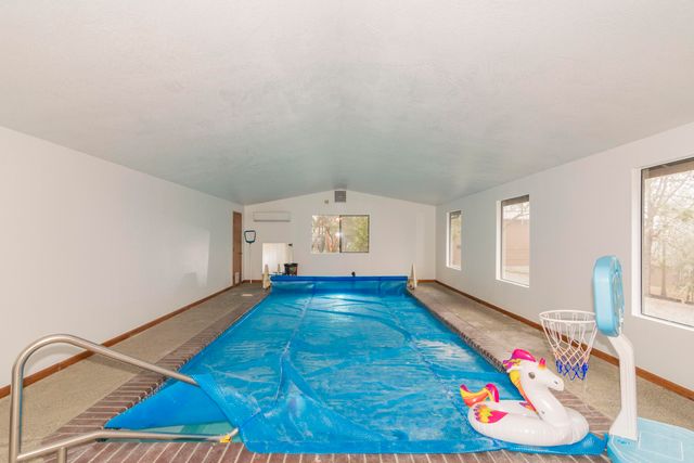 711 Cienaga Lane, Grants Pass, OR 97526