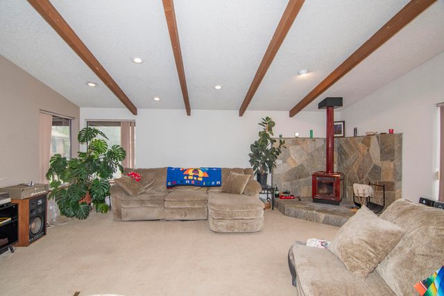 711 Cienaga Lane, Grants Pass, OR 97526