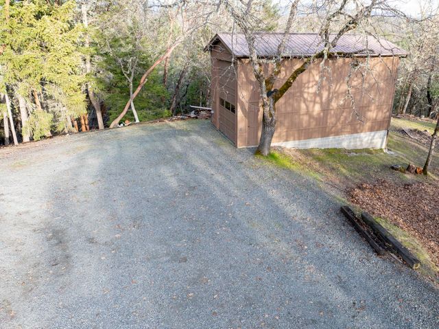 711 Cienaga Lane, Grants Pass, OR 97526