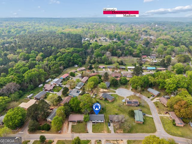 982 Green Meadow Drive, Madison, GA 30650