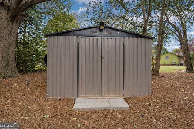 982 Green Meadow Drive, Madison, GA 30650