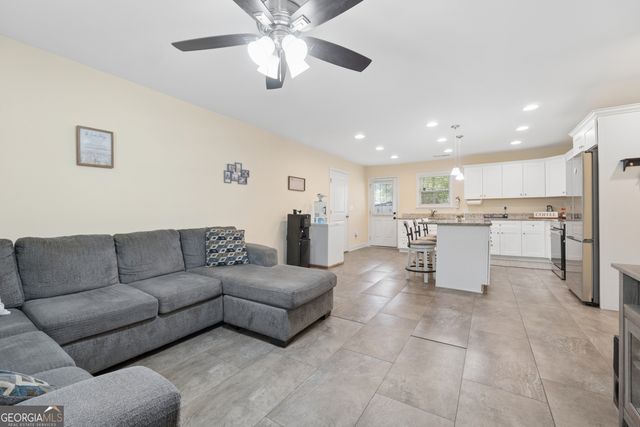 982 Green Meadow Drive, Madison, GA 30650