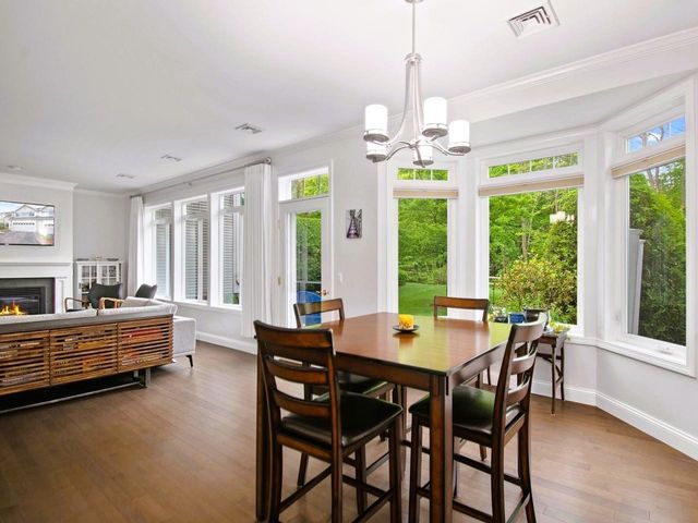 21 Mockingbird Lane, South Burlington, VT 05403