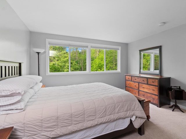 21 Mockingbird Lane, South Burlington, VT 05403