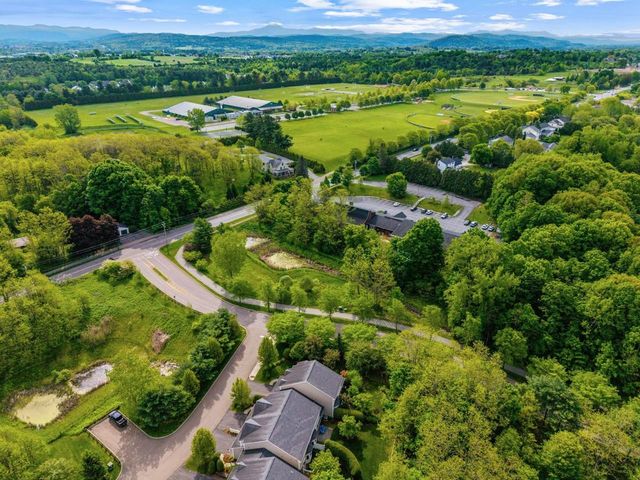 21 Mockingbird Lane, South Burlington, VT 05403
