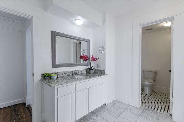 3002 S Jennings, Fort Worth, TX 76110