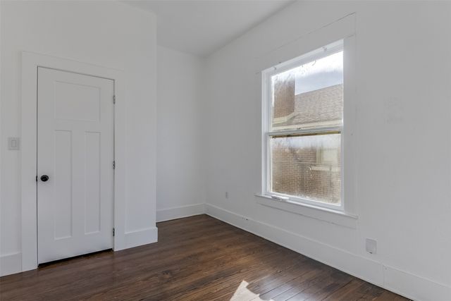 3002 S Jennings, Fort Worth, TX 76110