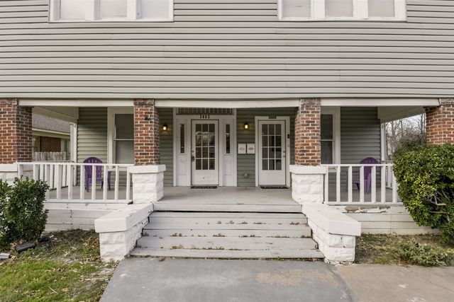 3002 S Jennings, Fort Worth, TX 76110