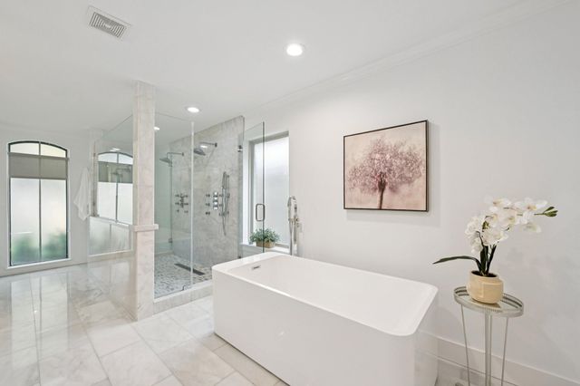 1302 Riverview Circle, Houston, TX 77077