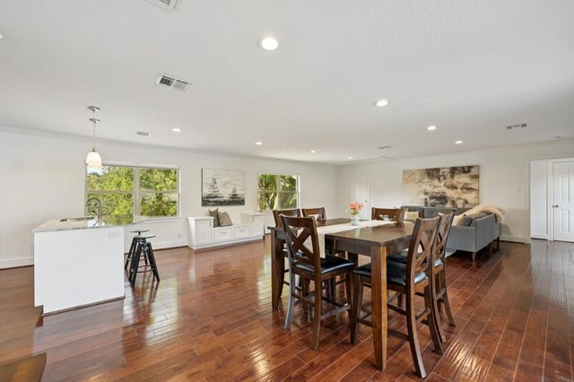 1302 Riverview Circle, Houston, TX 77077