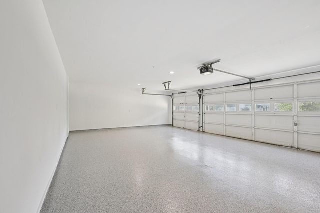 1302 Riverview Circle, Houston, TX 77077