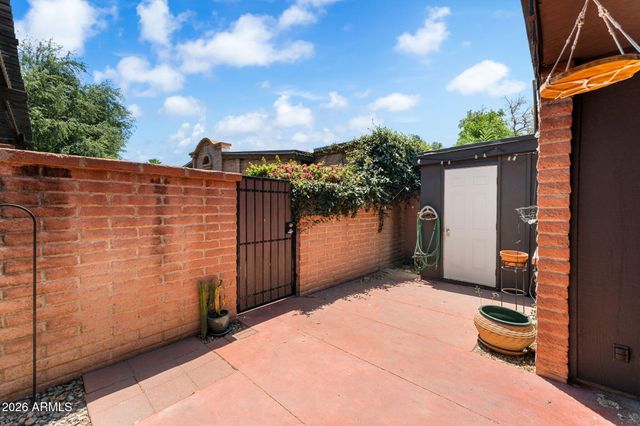 3002 N 32ND Street 17, Phoenix, AZ 85018