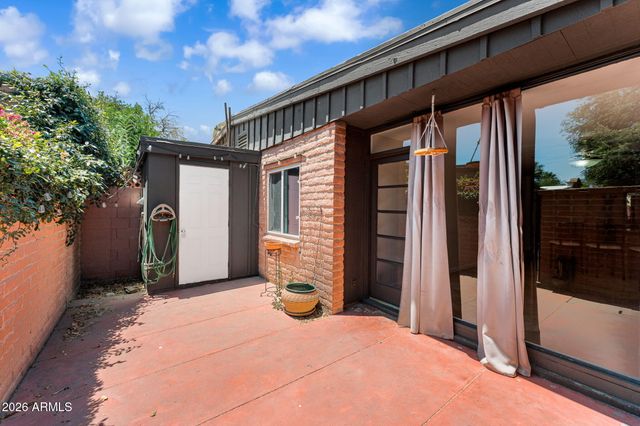 3002 N 32ND Street 17, Phoenix, AZ 85018