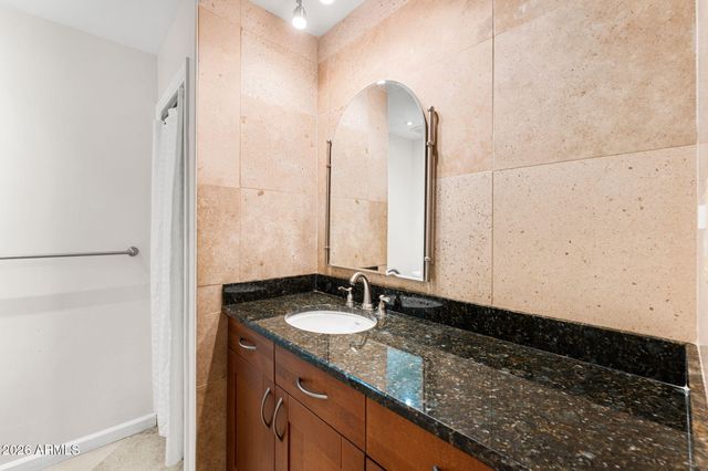 3002 N 32ND Street 17, Phoenix, AZ 85018
