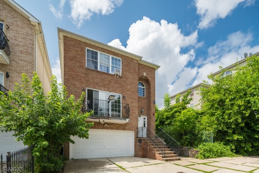 12 Seabury Ct, Newark City, NJ 07104 — exterior
