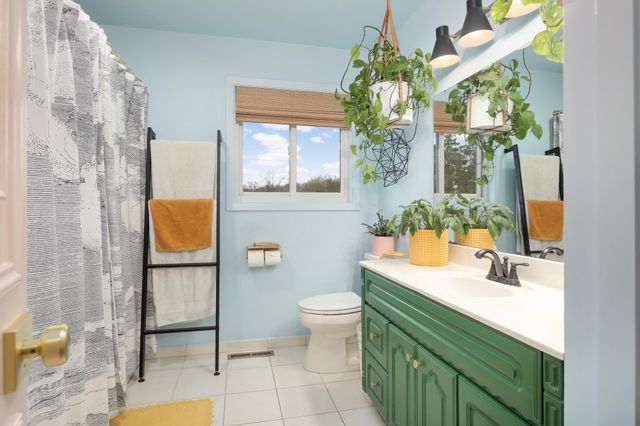 1602 W River Street, Monticello, MN 55362