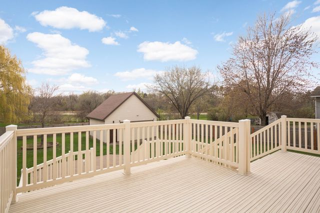1602 W River Street, Monticello, MN 55362