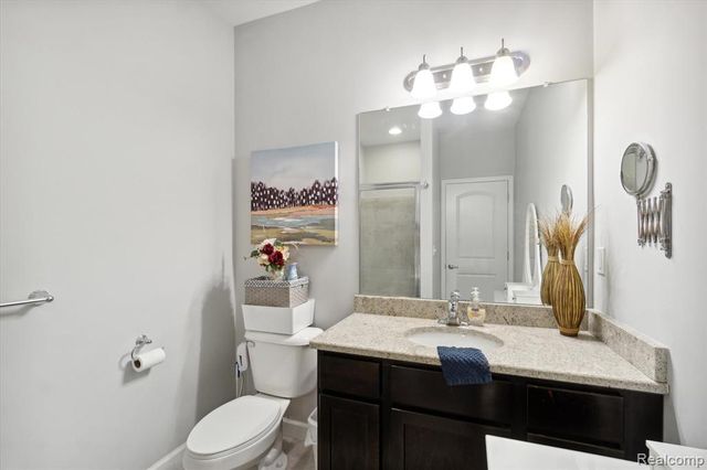 5662 Arbor Chase Drive, Ann Arbor, MI 48103