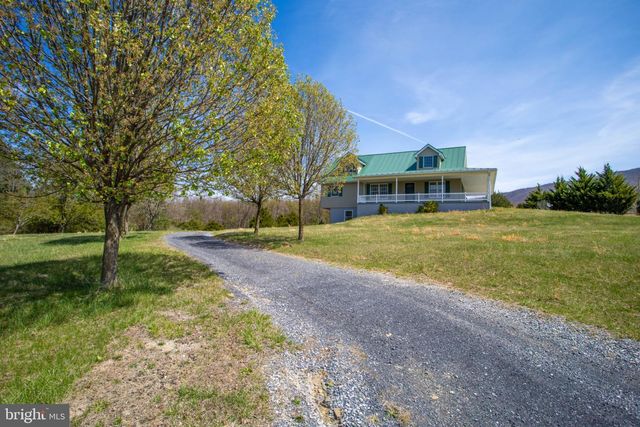 161 COYOTE RUN RD, Mathias, WV 26812