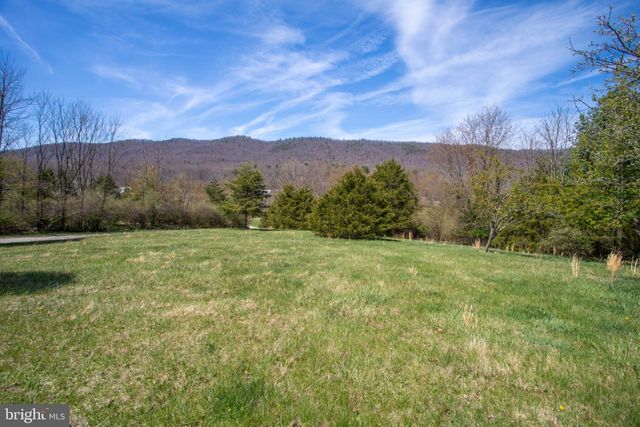 161 COYOTE RUN RD, Mathias, WV 26812