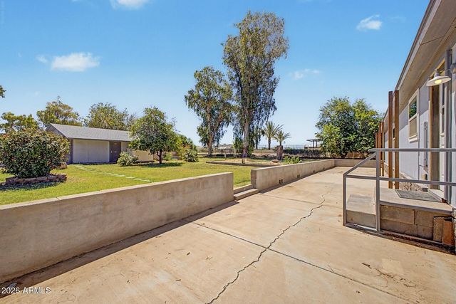 43455 N JACKRABBIT Road, San Tan Valley, AZ 85140