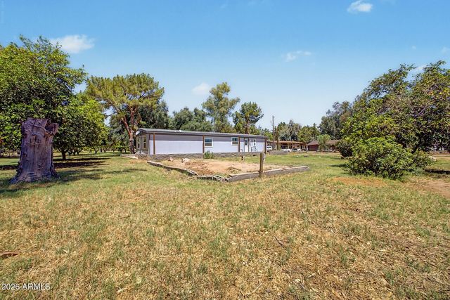43455 N JACKRABBIT Road, San Tan Valley, AZ 85140