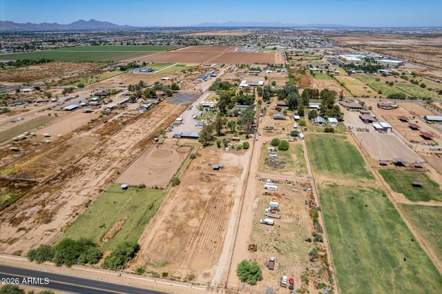 43455 N JACKRABBIT Road, San Tan Valley, AZ 85140