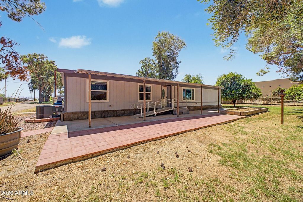 43455 N JACKRABBIT Road, San Tan Valley, AZ 85140