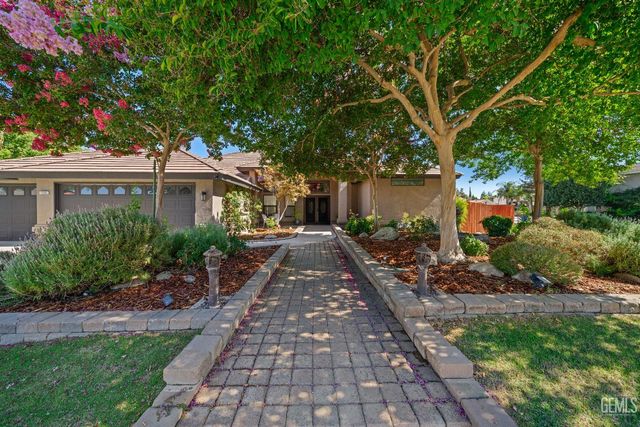 15502 Clarisse Street, Bakersfield, CA 93314