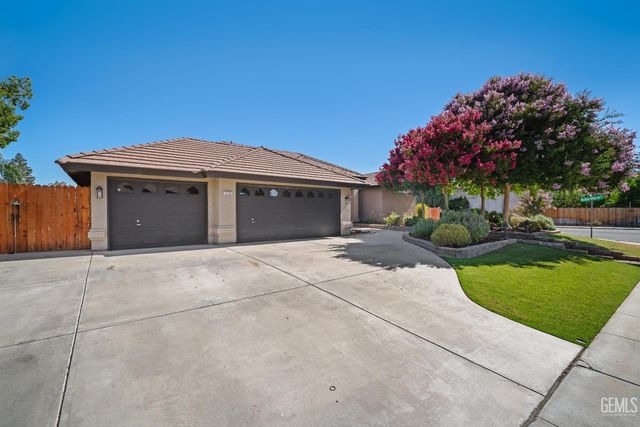 15502 Clarisse Street, Bakersfield, CA 93314