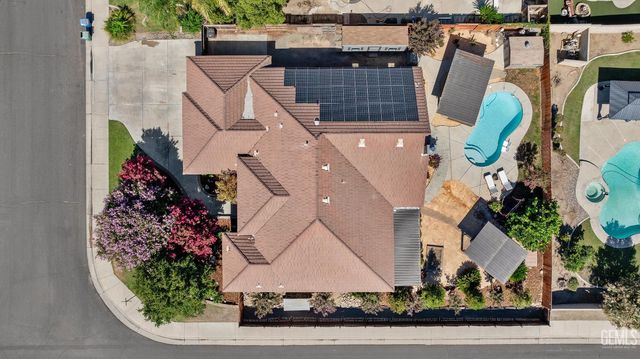 15502 Clarisse Street, Bakersfield, CA 93314