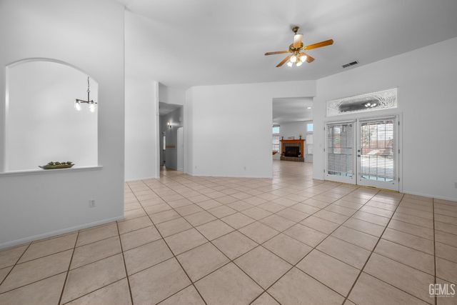 15502 Clarisse Street, Bakersfield, CA 93314