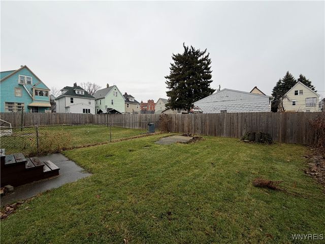 78 Victory Avenue, Lackawanna, NY 14218