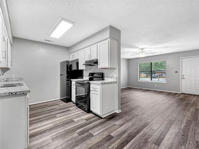 2732 & 2734 N Sierra Avenue, Fayetteville, AR 72703
