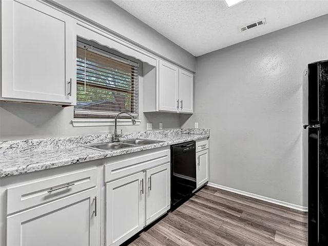 2732 & 2734 N Sierra Avenue, Fayetteville, AR 72703