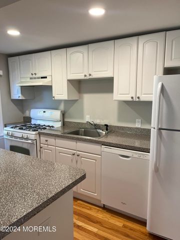 147 Bridge Avenue B, Red Bank, NJ 07701