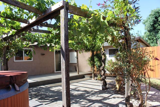 681 Taylor, Lodi, CA 95242