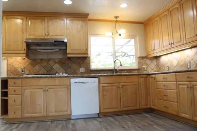 681 Taylor, Lodi, CA 95242