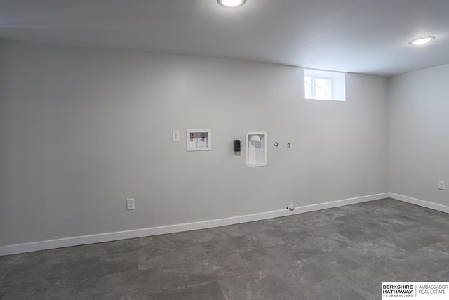 350 Frank Street, Council Bluffs, IA 51503