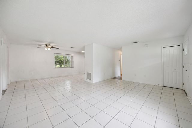 397 S ORANGE AVENUE, Orange City, FL 32763