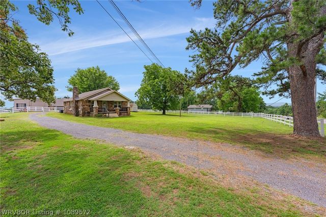 21701 HIGHWAY 71 S, Greenwood, AR 72936