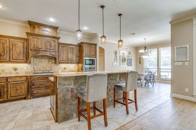 391 Sandpiper Drive, Weatherford, TX 76088