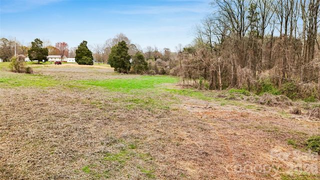 2551 Bristol Road, Statesville, NC 28677
