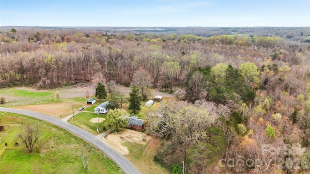 2551 Bristol Road, Statesville, NC 28677