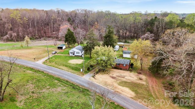 2551 Bristol Road, Statesville, NC 28677