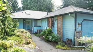 5725 Grove Street, Marysville, WA 98270