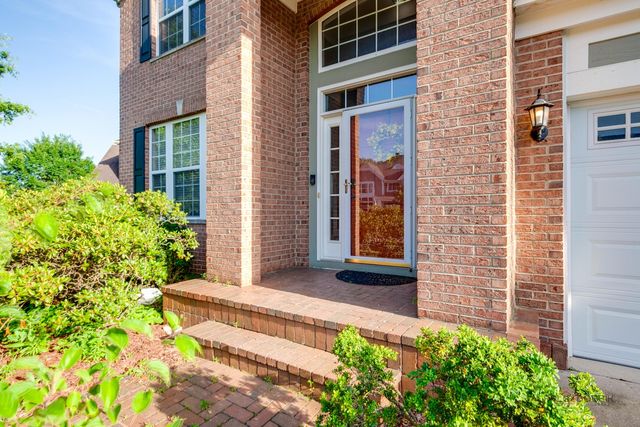 332 colonial Drive, Vernon Hills, IL 60061