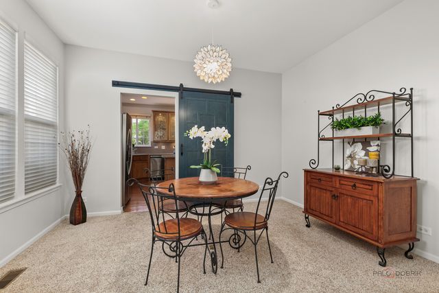 332 colonial Drive, Vernon Hills, IL 60061