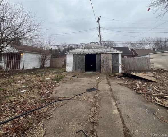 20008 Spencer Street, Detroit, MI 48234