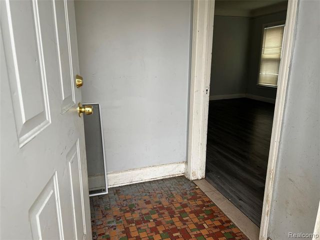 20008 Spencer Street, Detroit, MI 48234